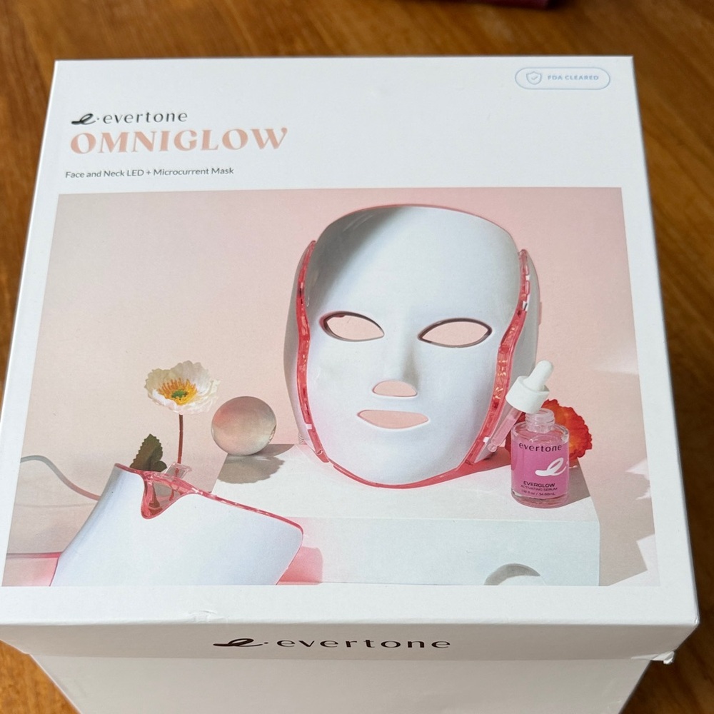 Omniglow LED Skincare Mask - White and Pink